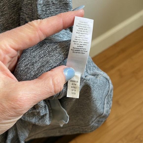 Athleta Pacifica top - Picture 6 of 6